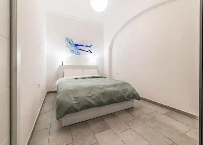 Benedetta Flat - Metropigneto & Tram - Free Wi-Fi