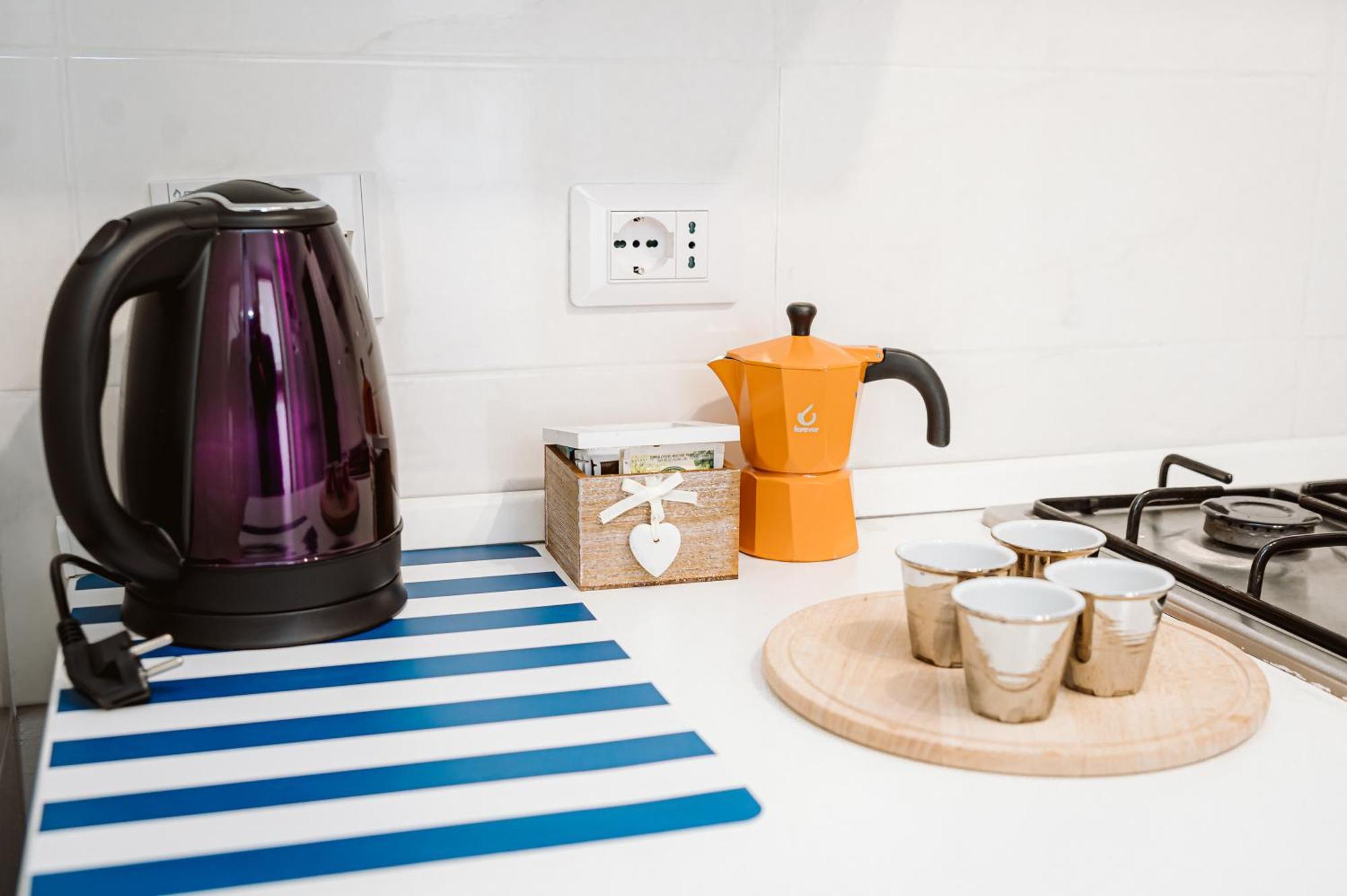 Benedetta Flat - Metropigneto & Tram - Free Wi-fi Apartment
