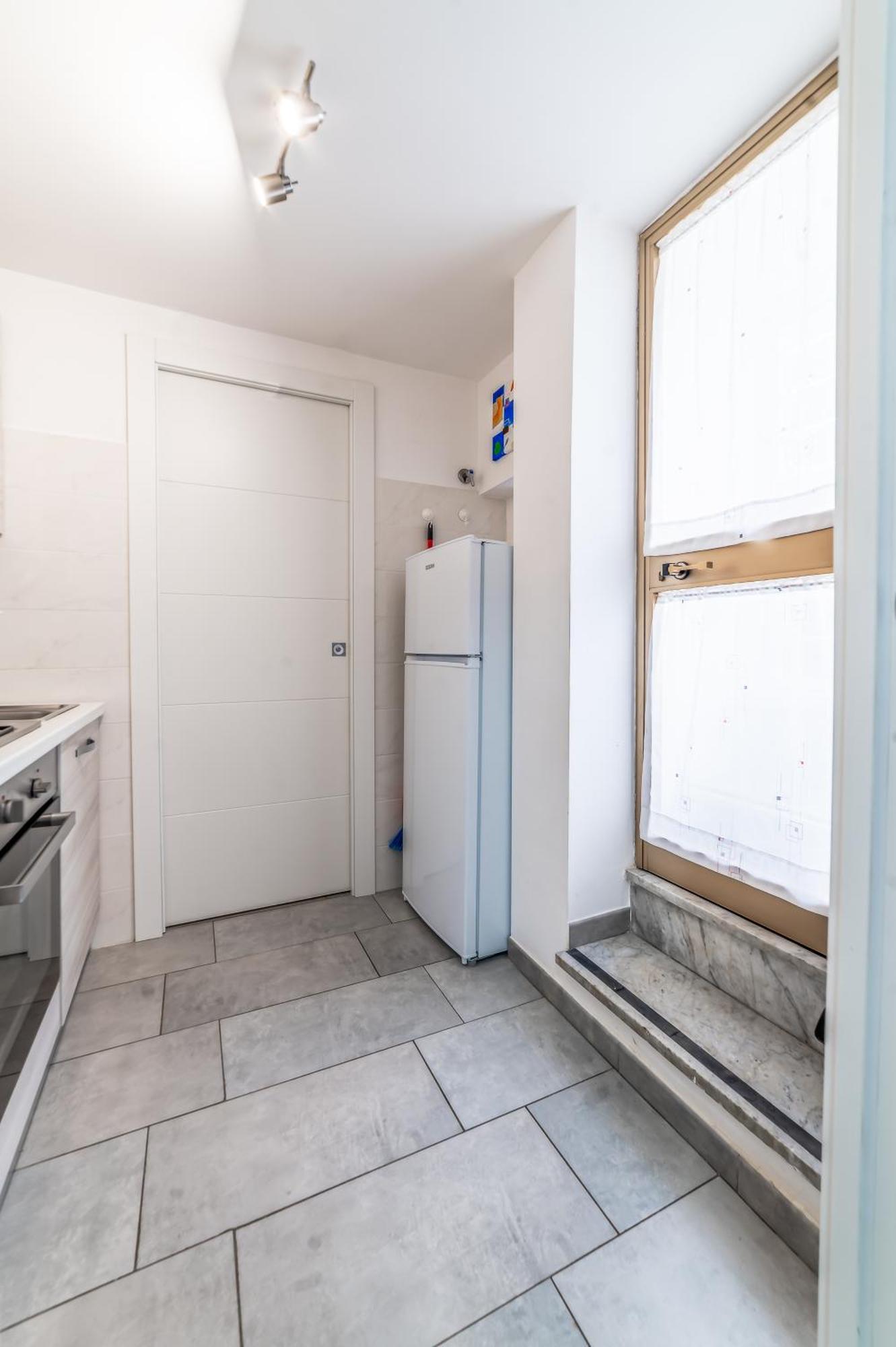 Benedetta Flat - Metropigneto & Tram - Free Wi-fi Apartment